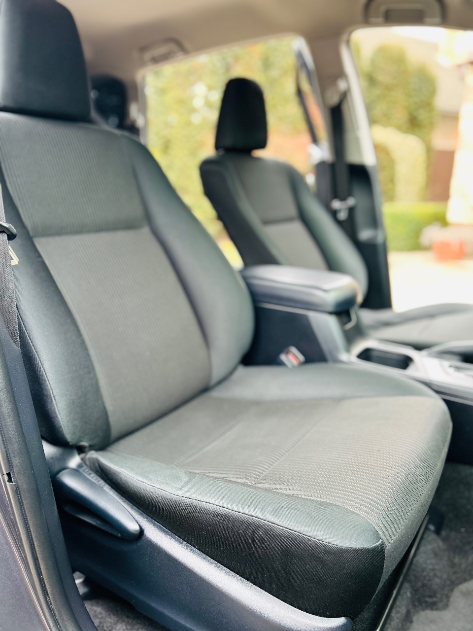 Toyota RAV4 - фото 30