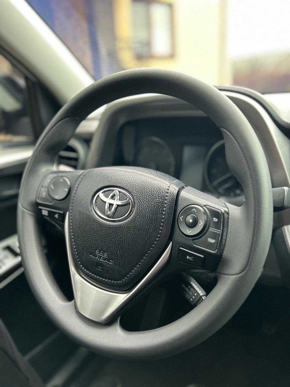 Toyota RAV4 - фото 35