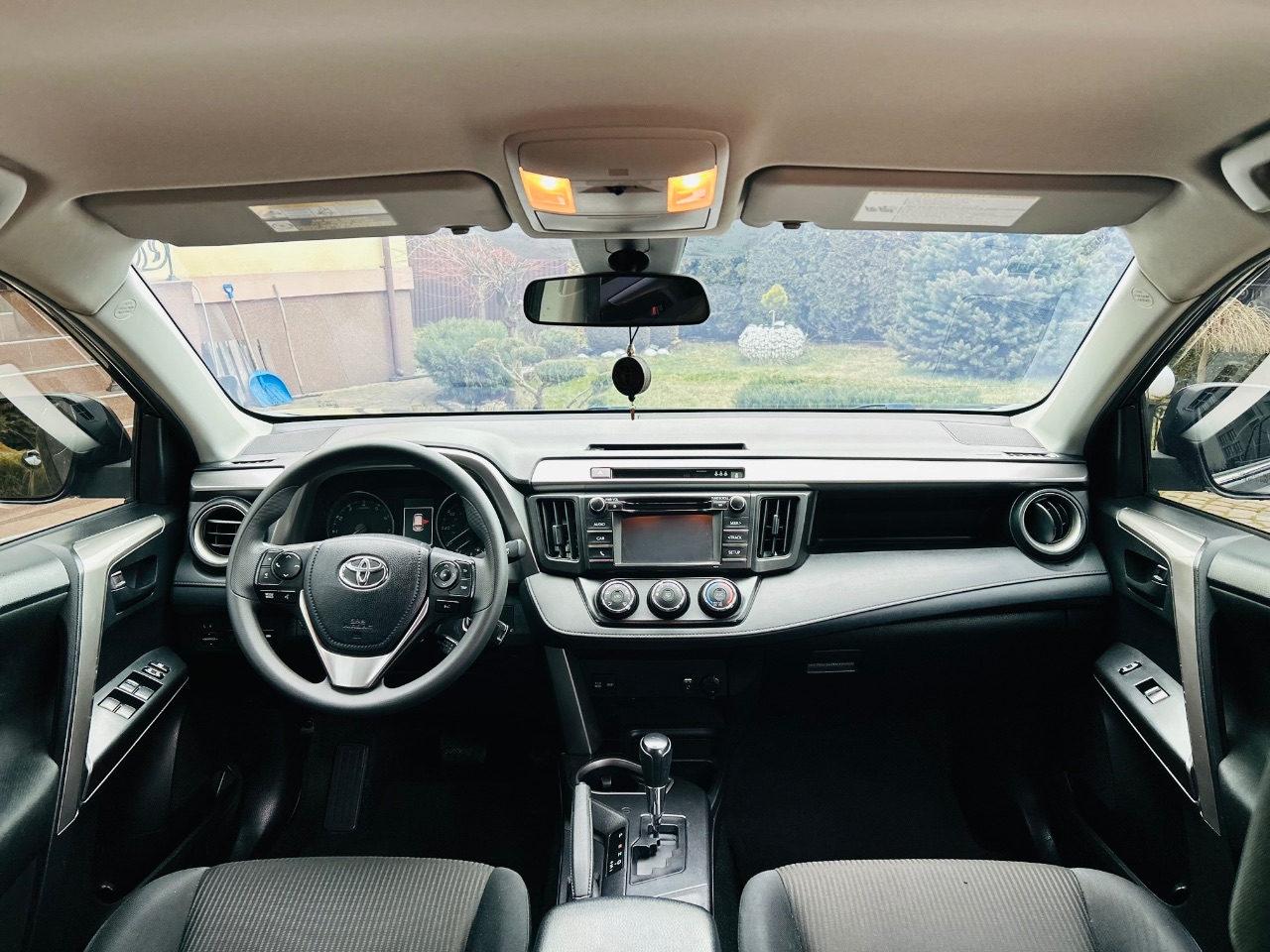 Toyota RAV4 - фото 33