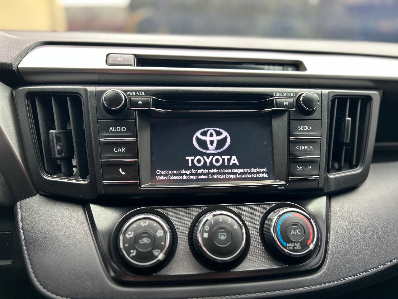 Toyota RAV4 - фото 36