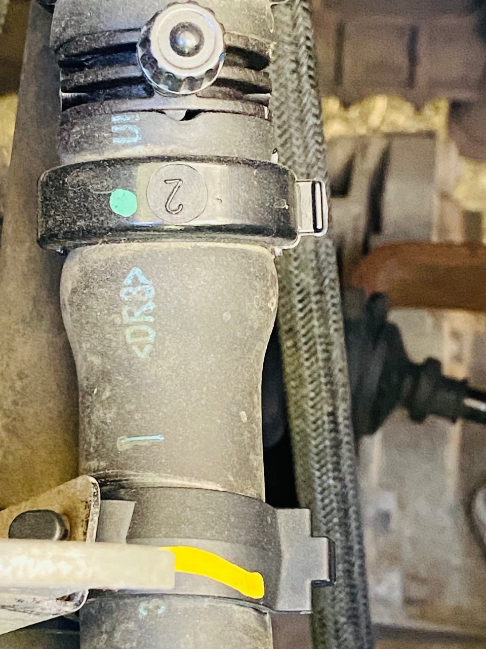 Renault Logan - фото 10