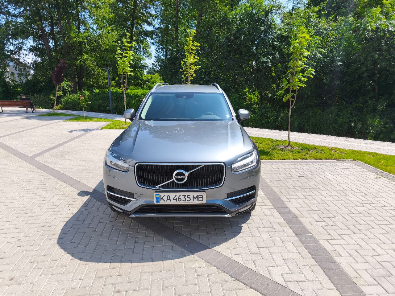 Volvo XC90 - фото 7