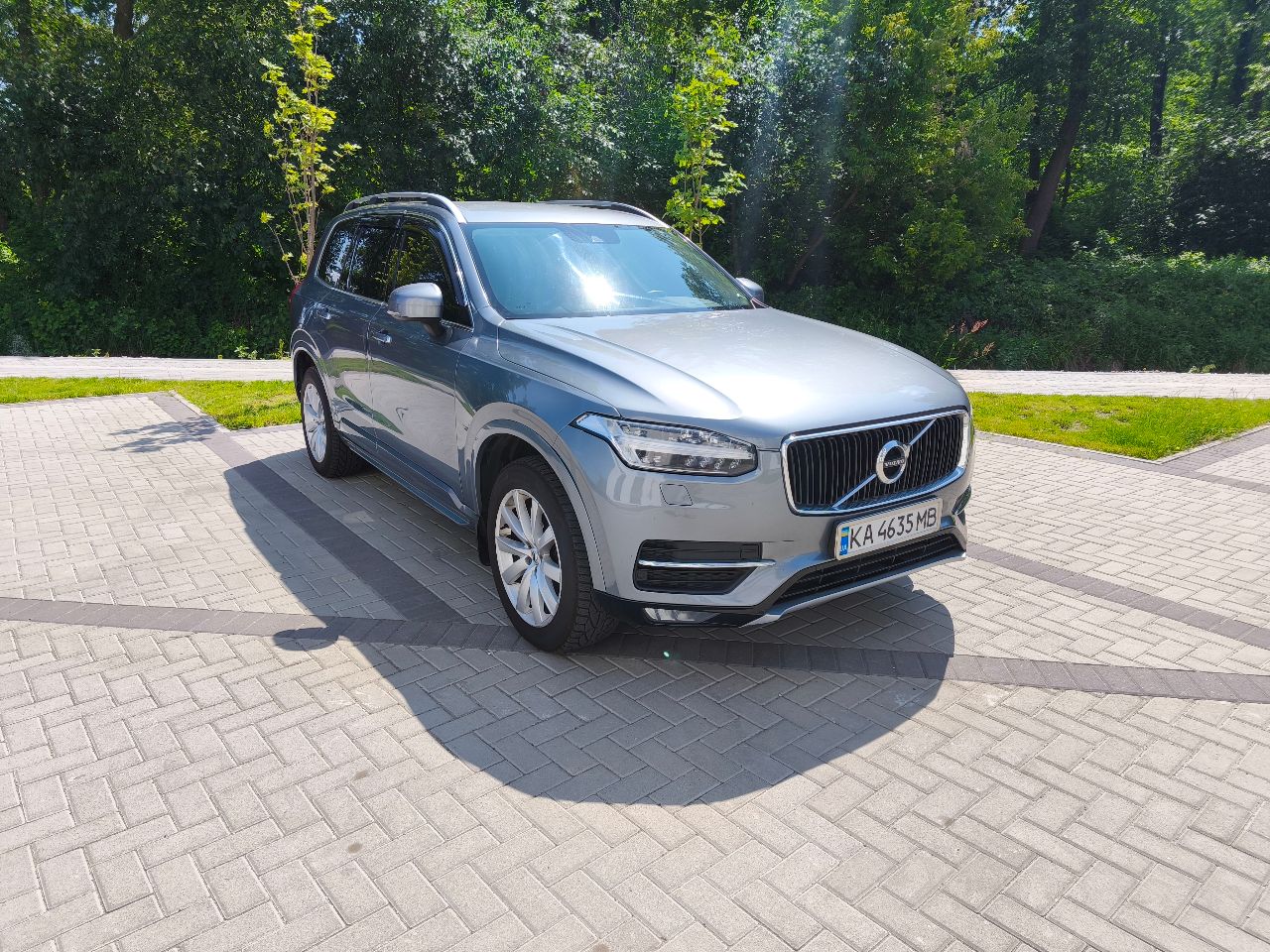 Volvo XC90 - фото 13