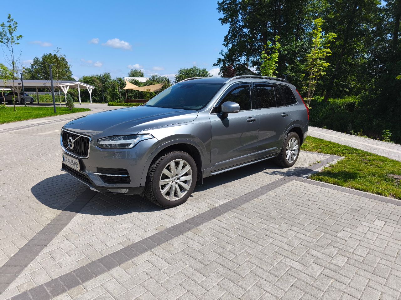 Volvo XC90 - фото 2