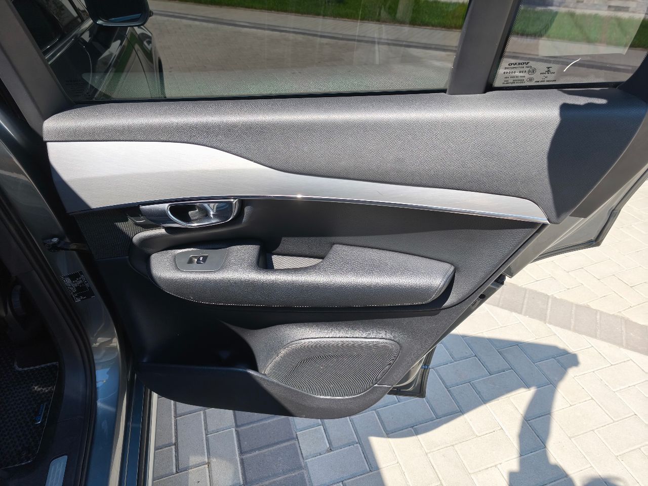 Volvo XC90 - фото 34