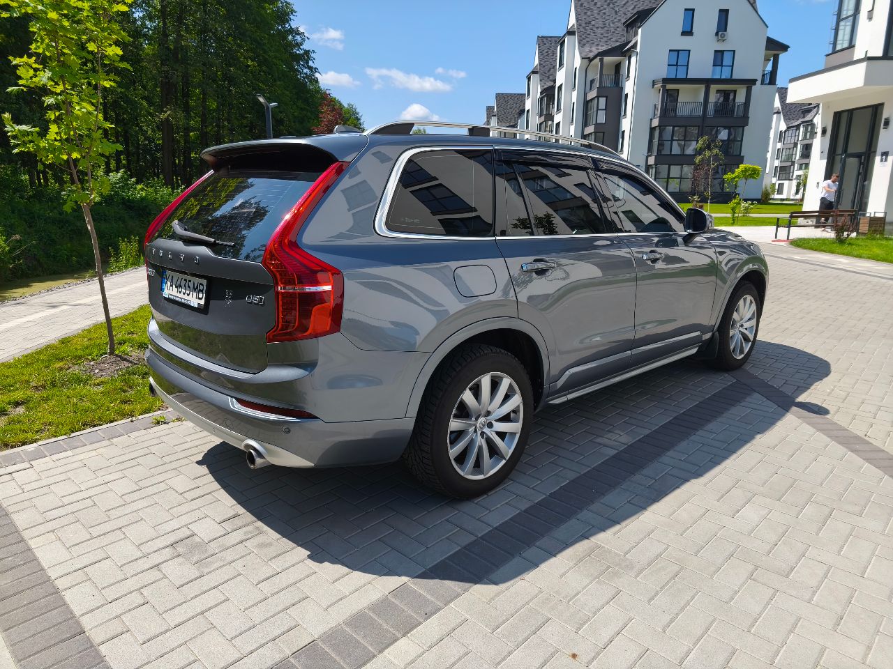 Volvo XC90 - фото 4