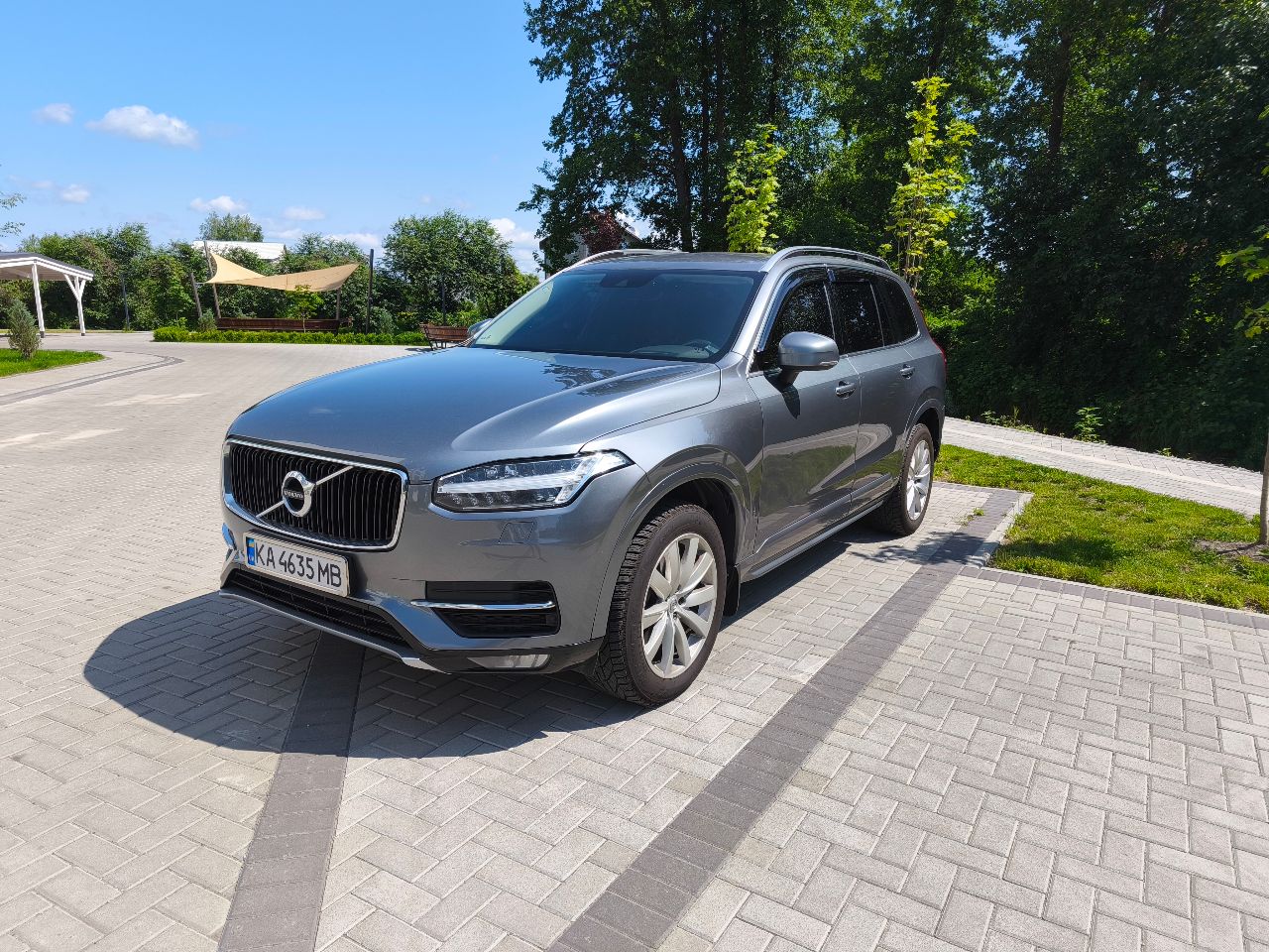 Volvo XC90 - фото 6