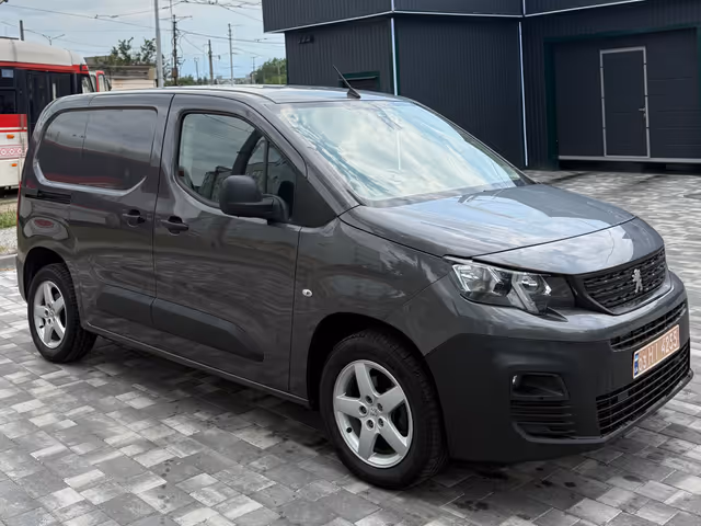 Peugeot Partner - фото 3