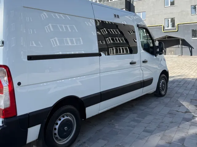 Renault Master - фото 3