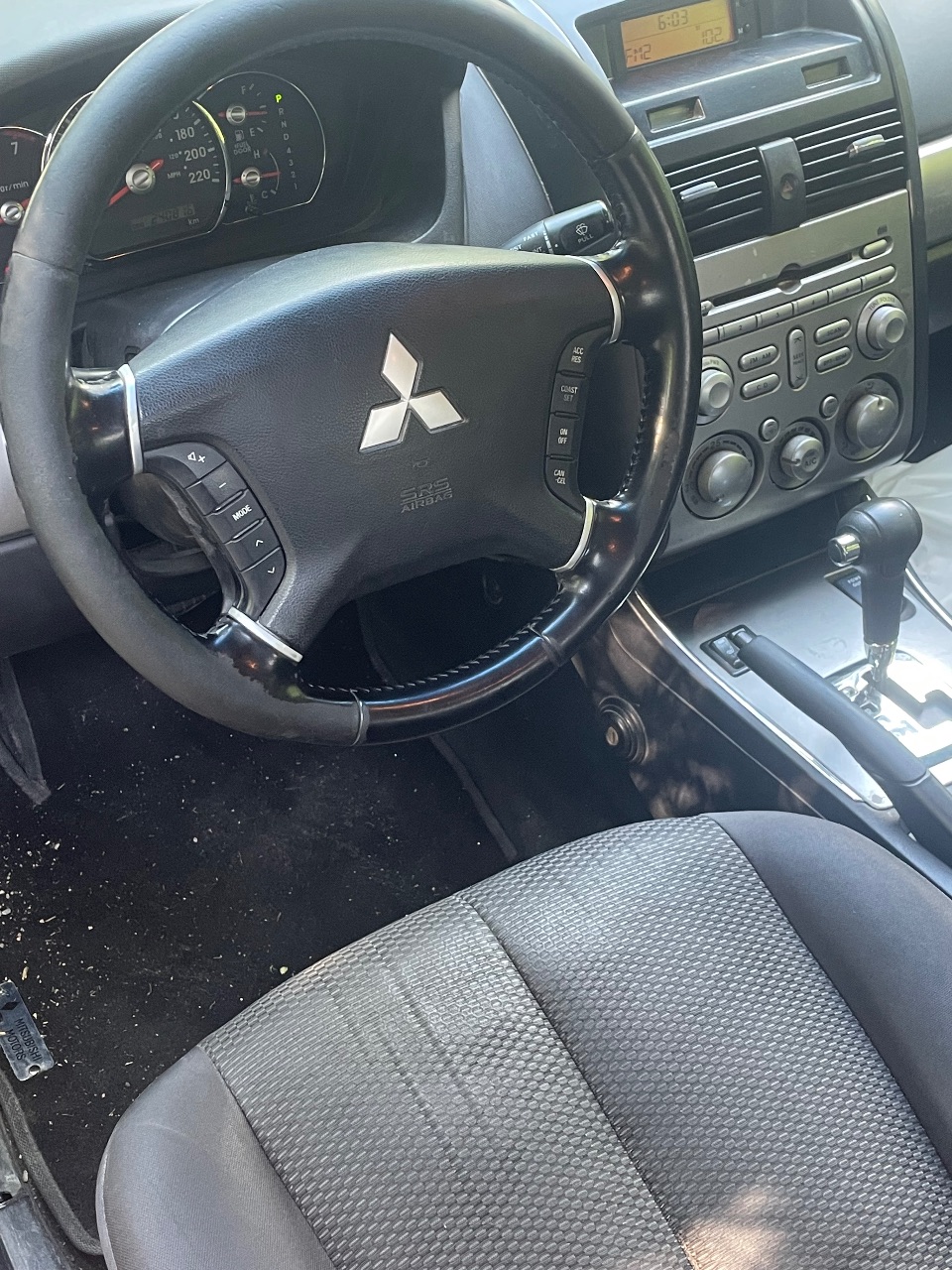 Mitsubishi Galant - фото 9