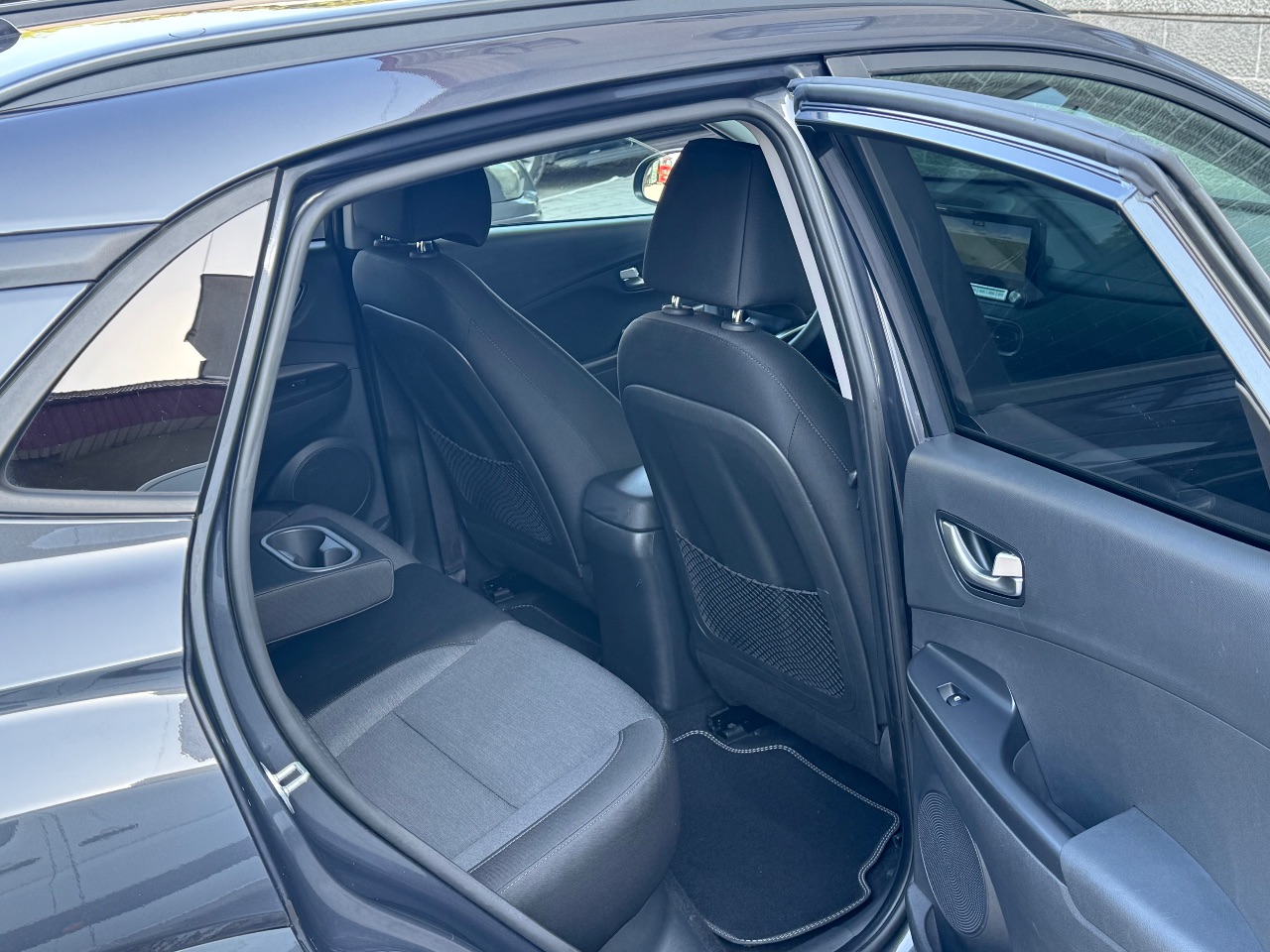 Hyundai Kona - фото 16