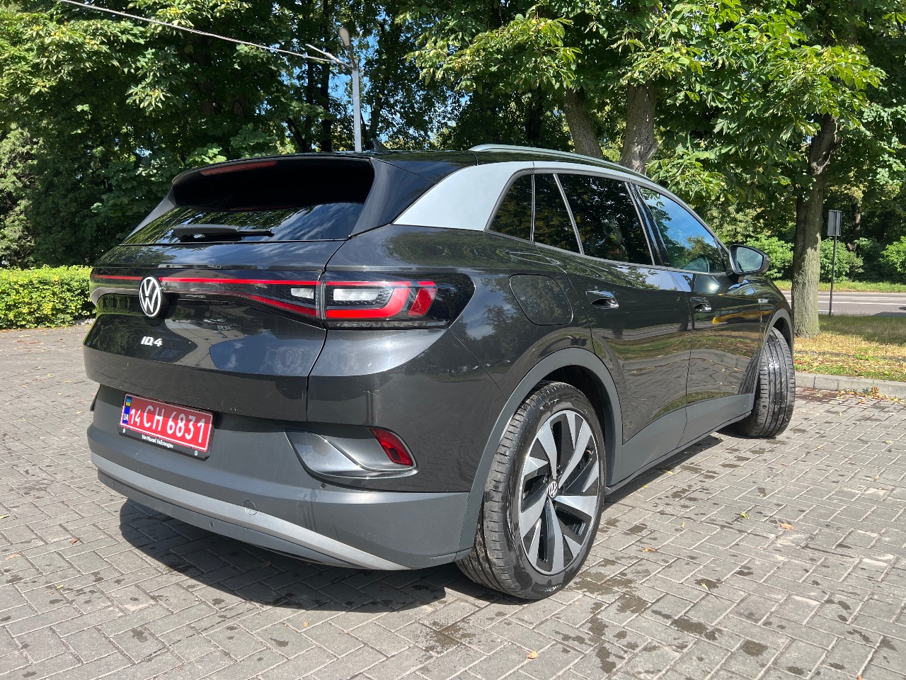 Volkswagen ID.4 - фото 2