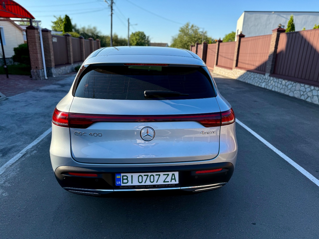 Mercedes-Benz EQC - фото 21