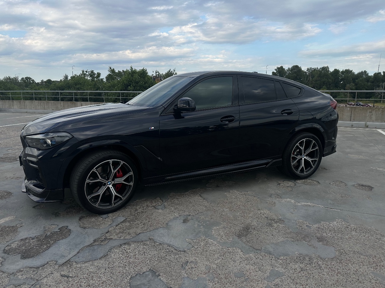 BMW X6 - фото 3