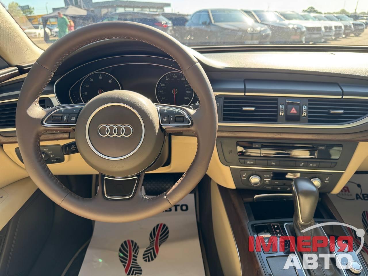 Audi A7 - фото 9