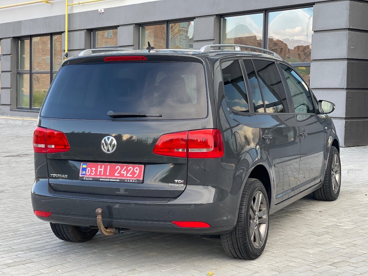 Volkswagen Touran - фото 9