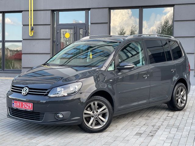 Volkswagen Touran - фото 3