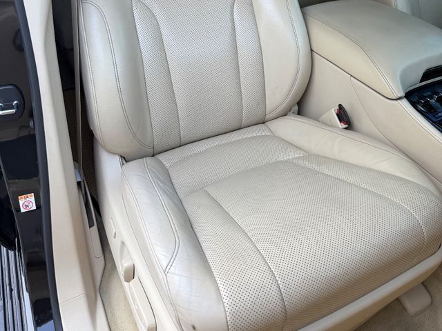 Lexus LX - фото 5