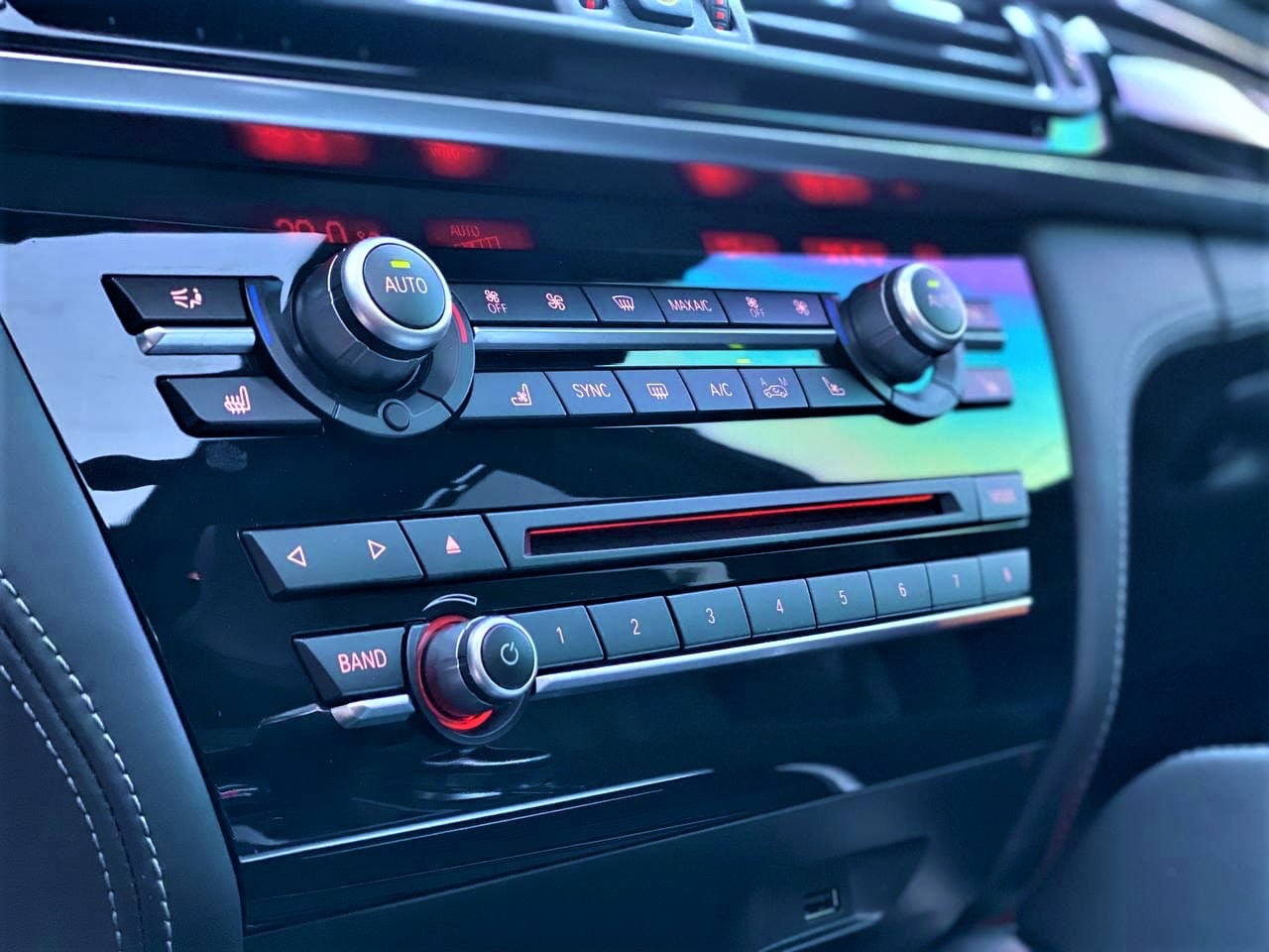 BMW X5 M - фото 19