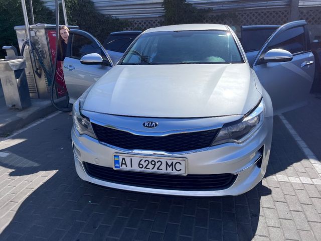 Kia Optima - фото 1