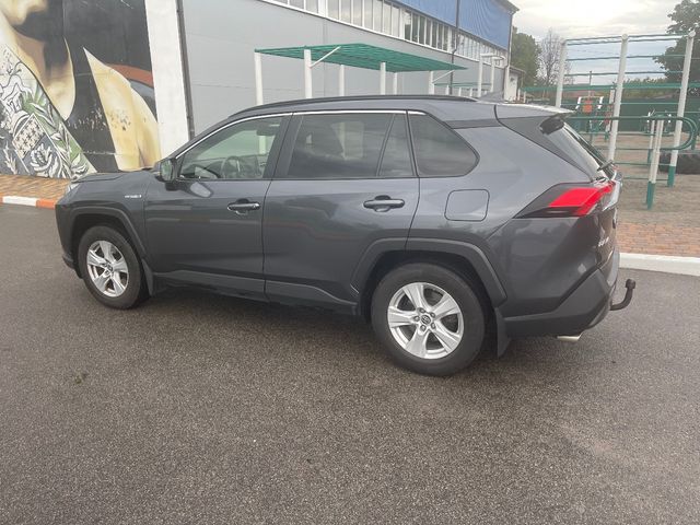 Toyota RAV4 - фото 5