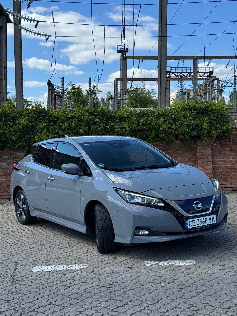Nissan Leaf - фото 2