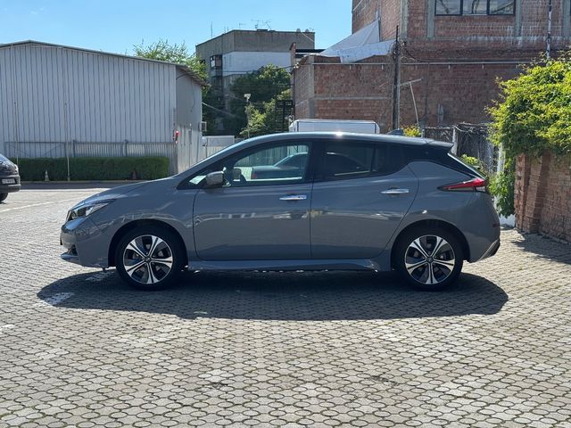Nissan Leaf - фото 5