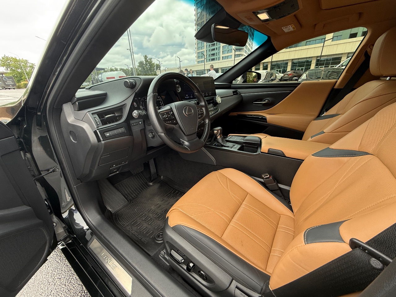 Lexus ES - фото 5