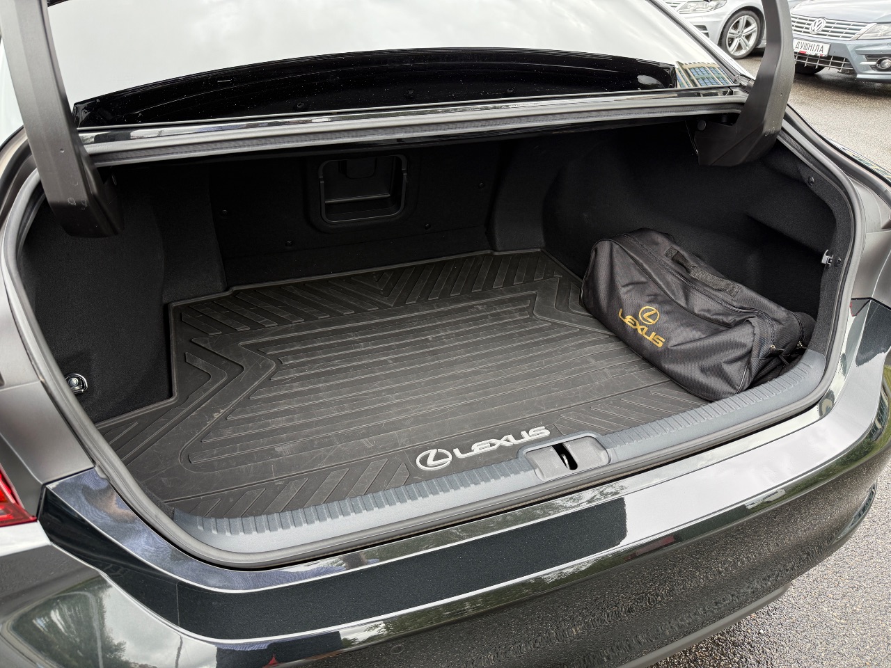 Lexus ES - фото 14