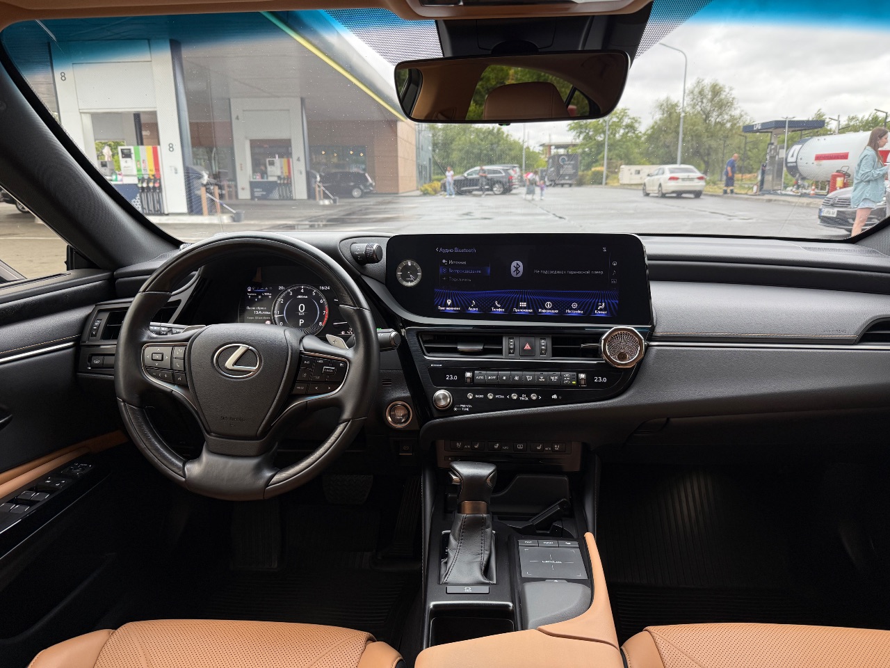 Lexus ES - фото 9