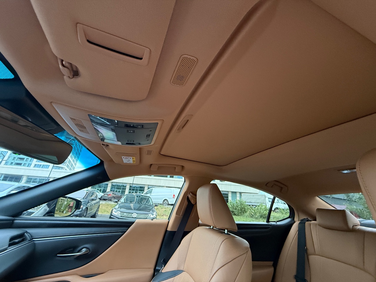 Lexus ES - фото 16