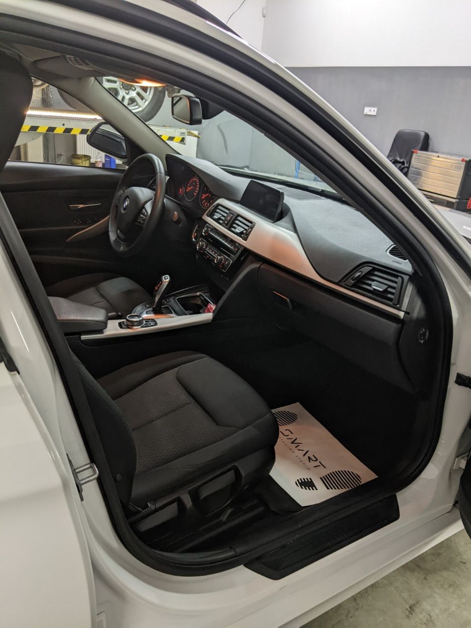 BMW 3 серії - фото 19