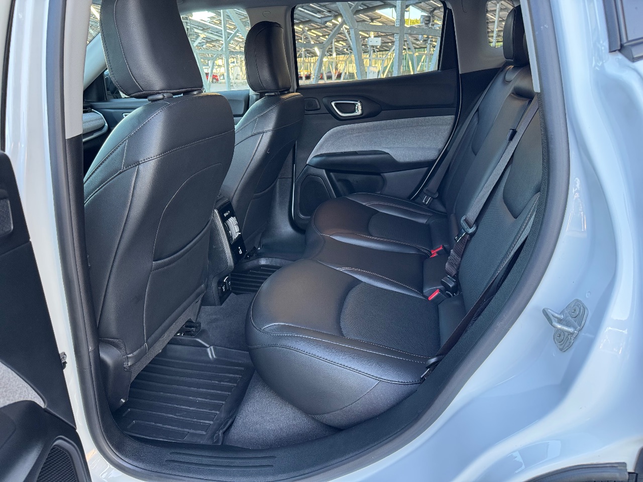 Jeep Compass - фото 43