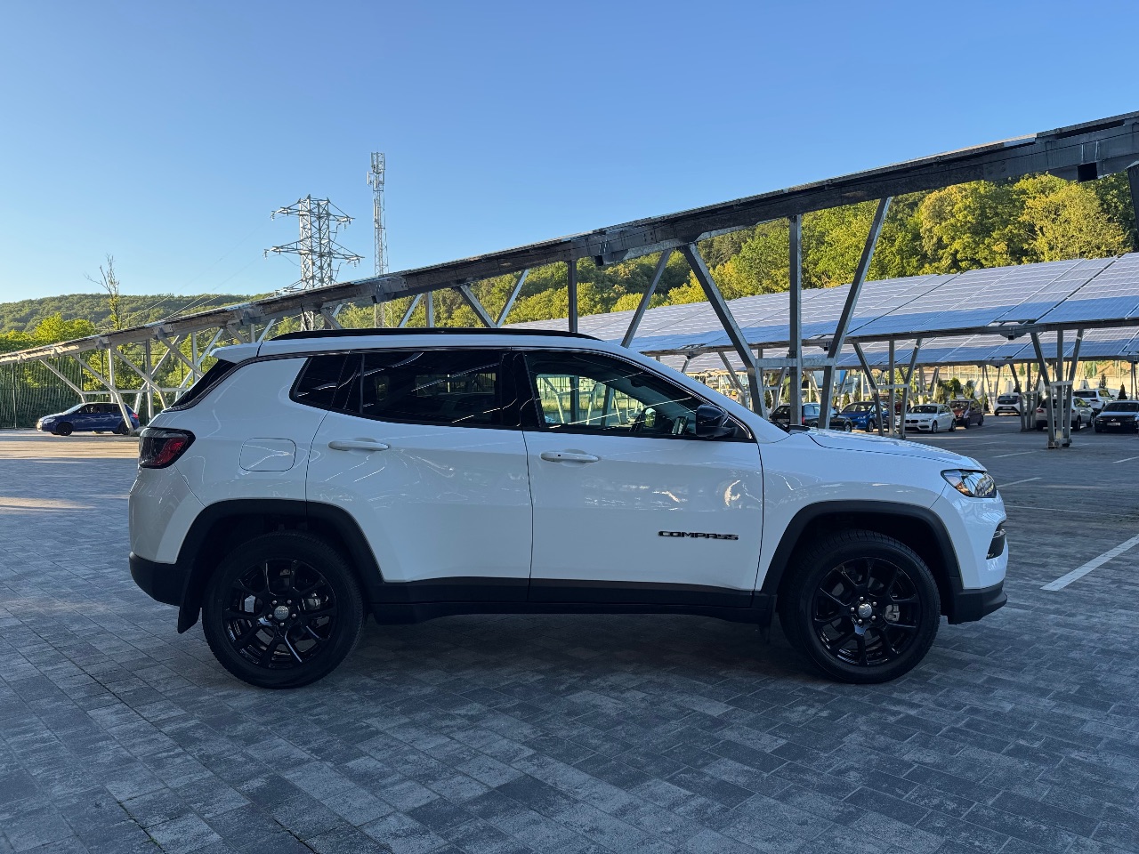 Jeep Compass - фото 10