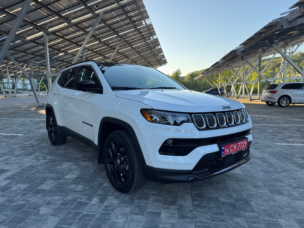 Jeep Compass - фото 12