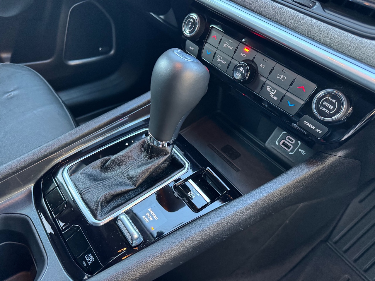 Jeep Compass - фото 17