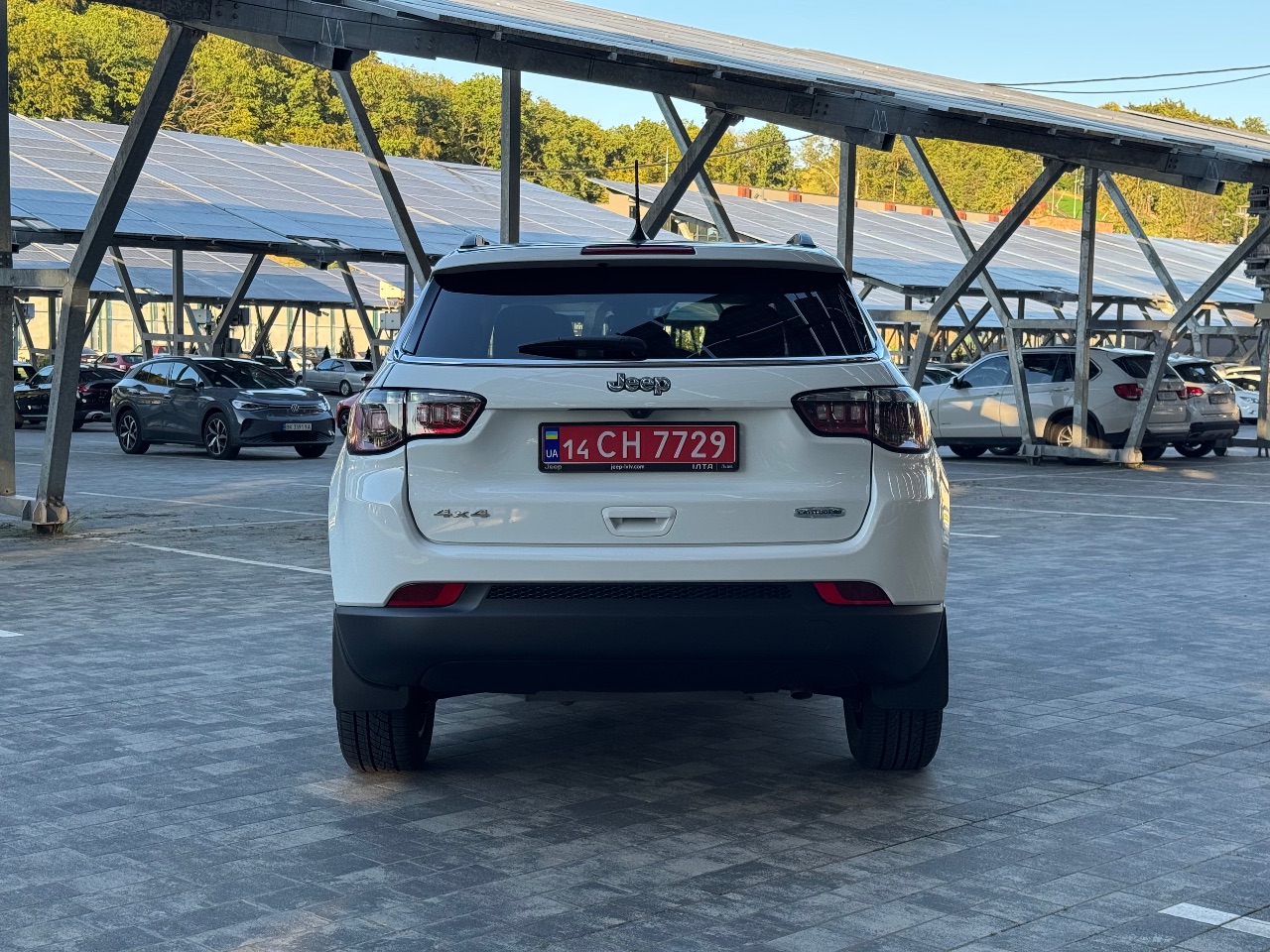 Jeep Compass - фото 7