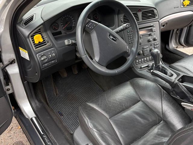 Volvo S60 - фото 3