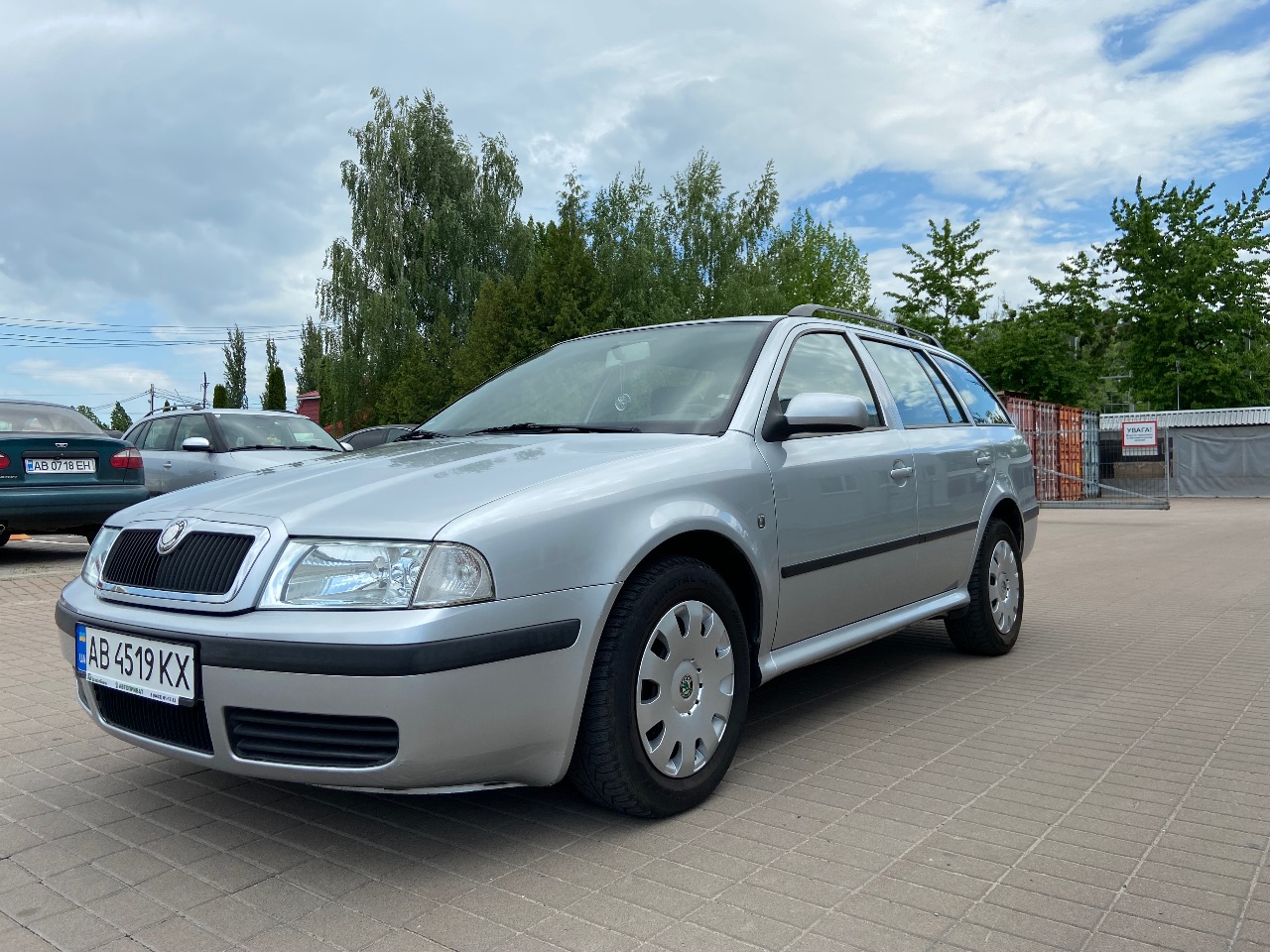 Skoda Octavia - фото 4