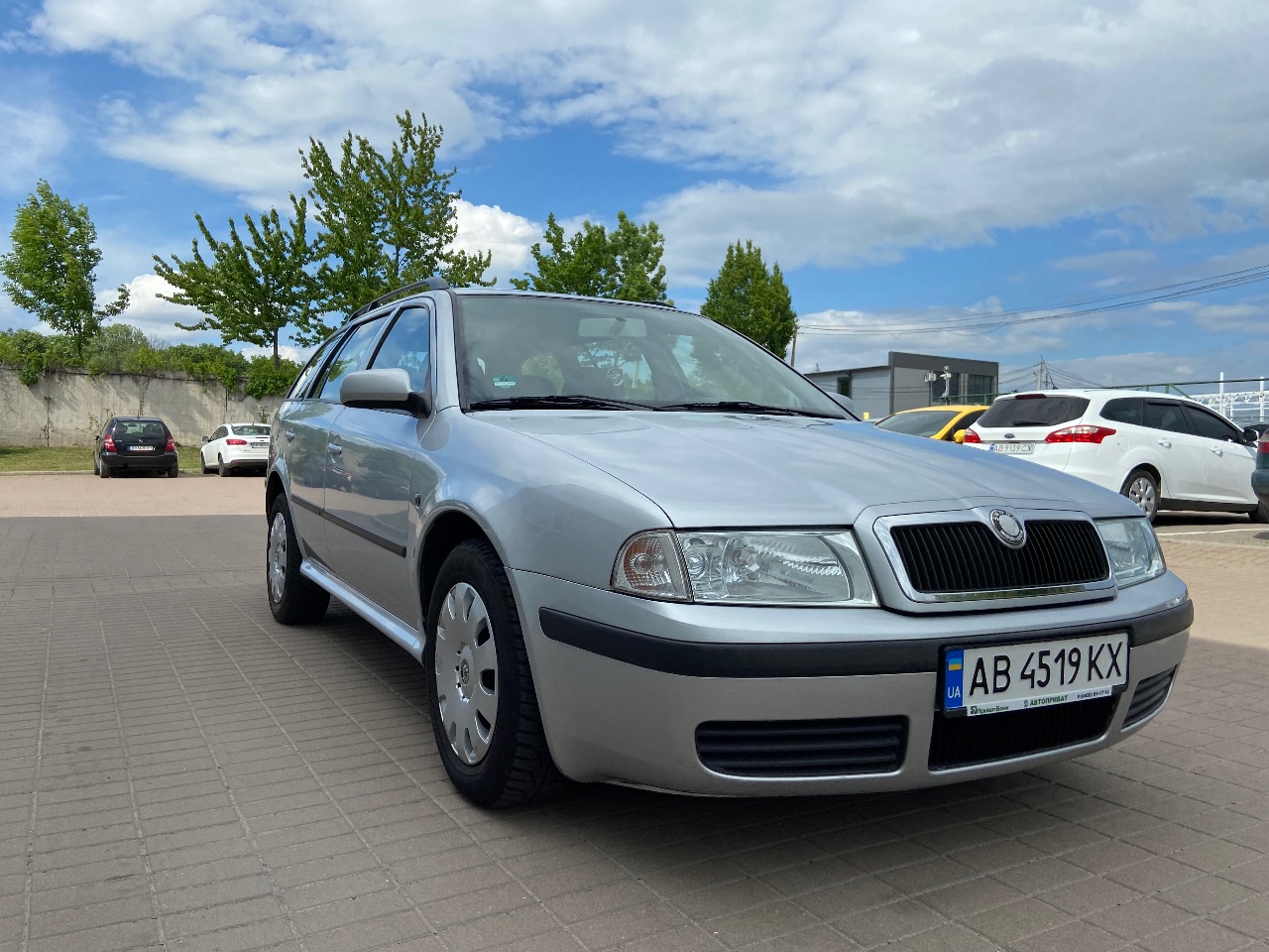 Skoda Octavia - фото 1