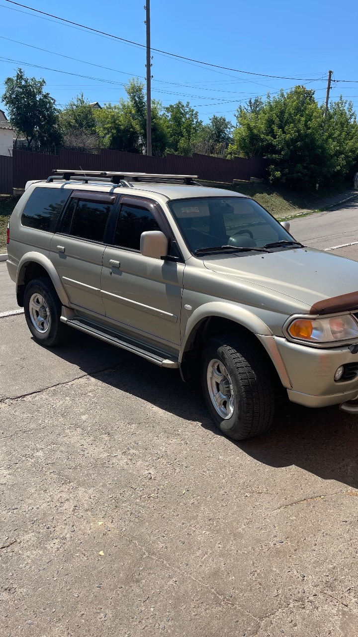 Mitsubishi Pajero Sport - фото 12