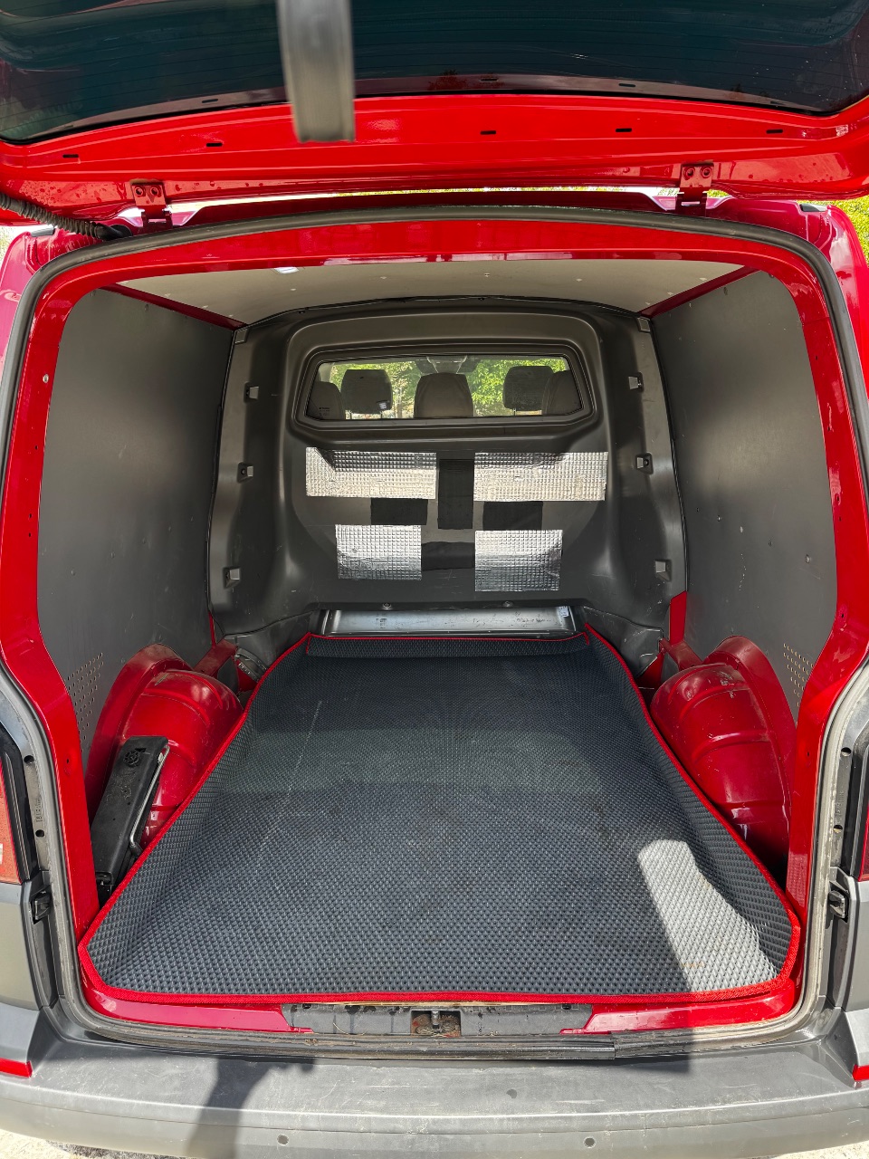 Volkswagen Transporter - фото 4