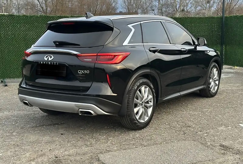 Infiniti QX50 - фото 3