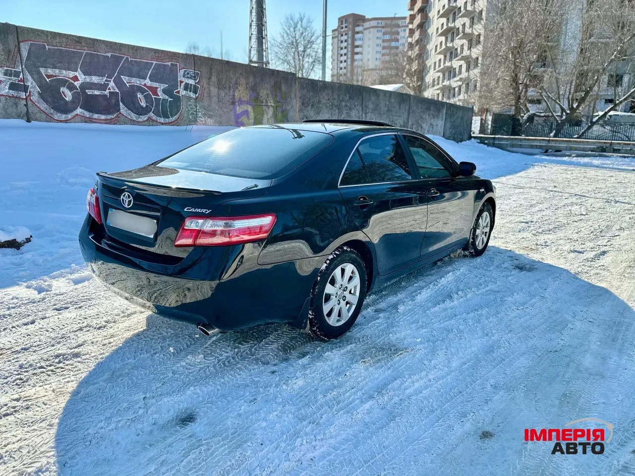 Toyota Camry - фото 4