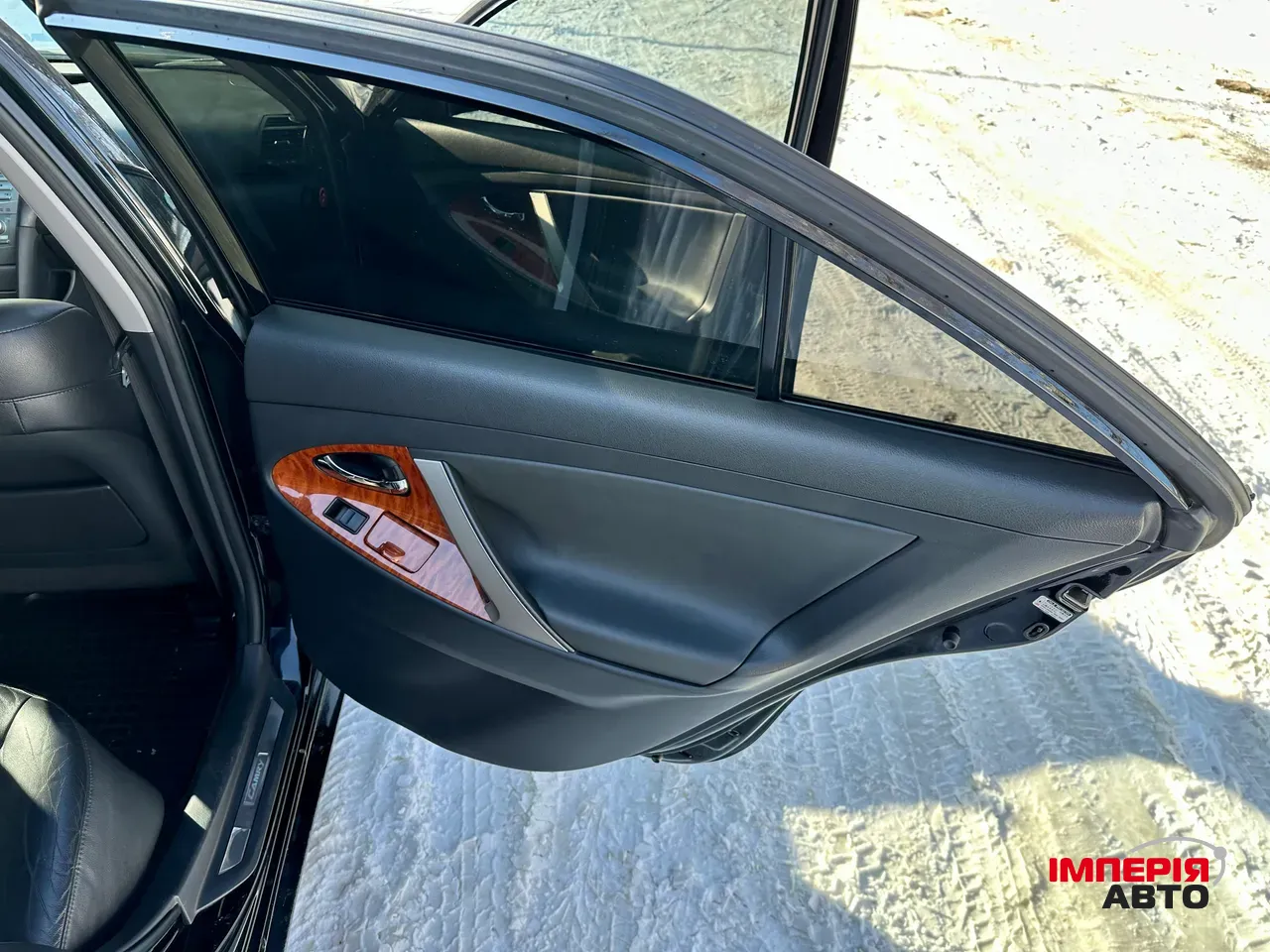 Toyota Camry - фото 15