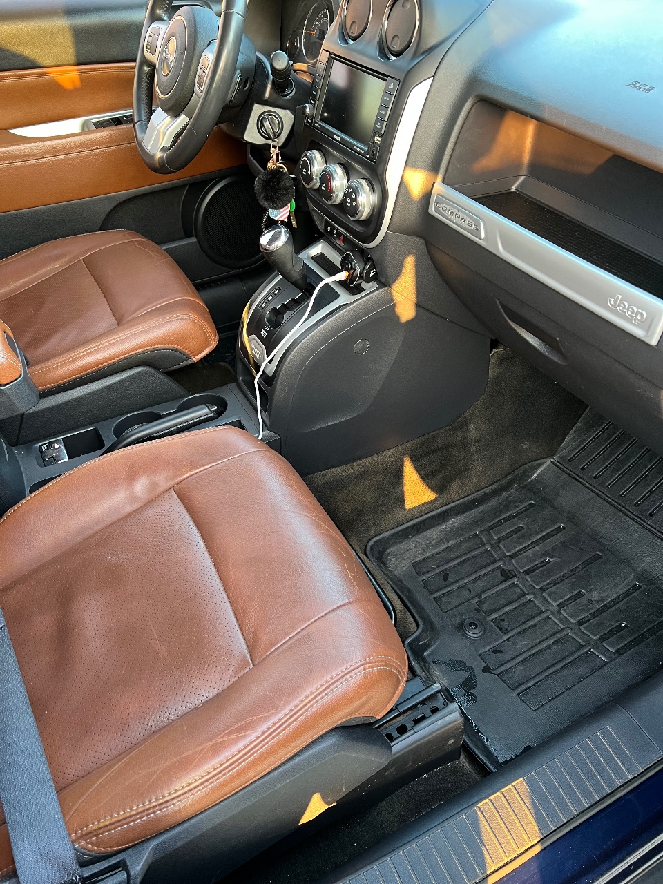 Jeep Compass - фото 14