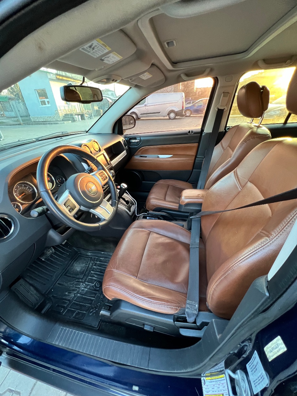 Jeep Compass - фото 42