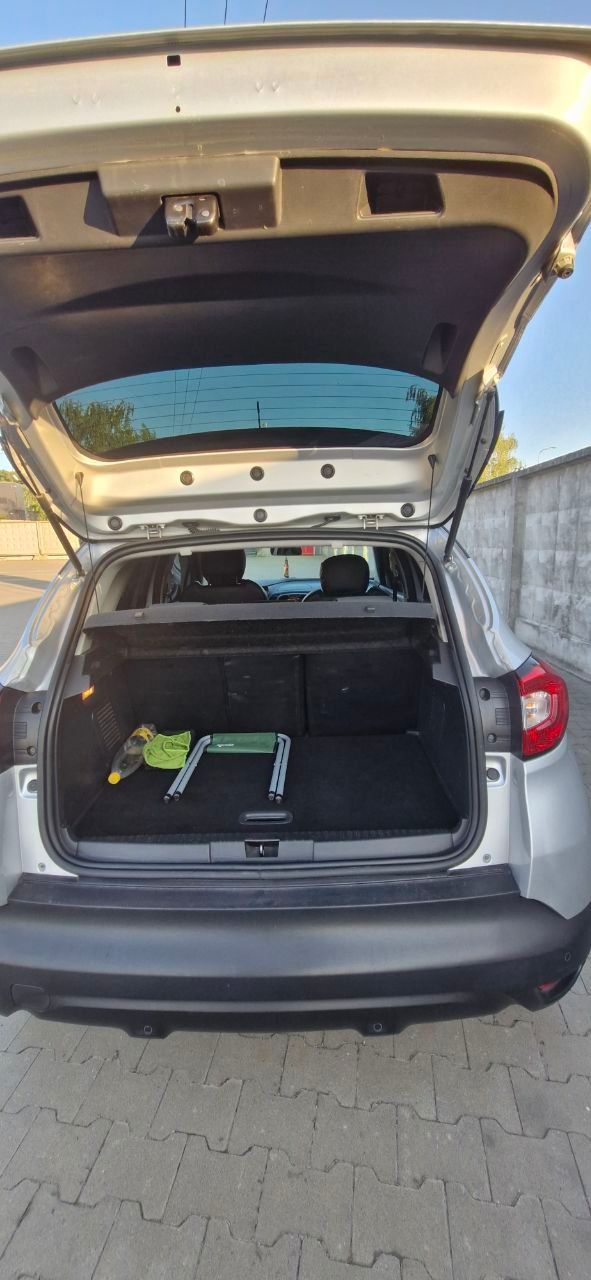 Renault Captur - фото 10