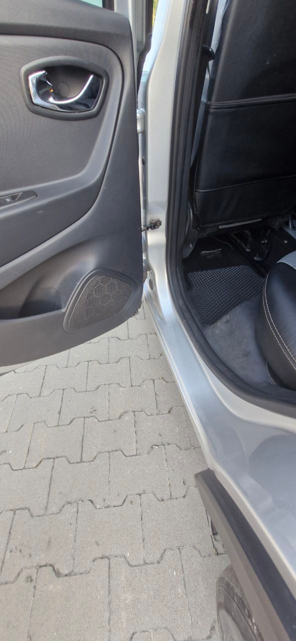 Renault Captur - фото 44