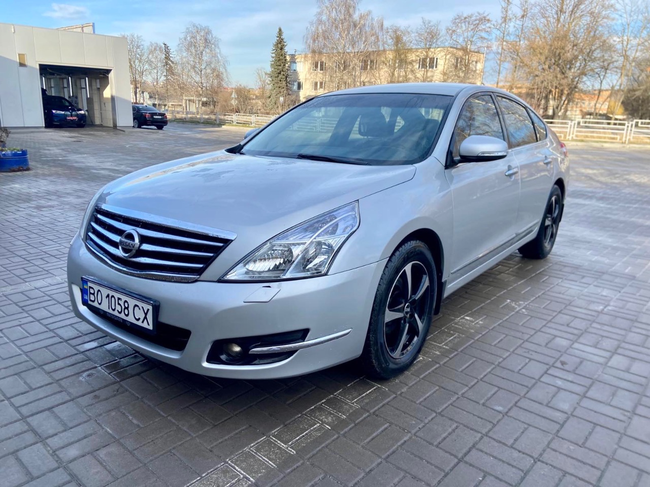 Nissan Teana - фото 3
